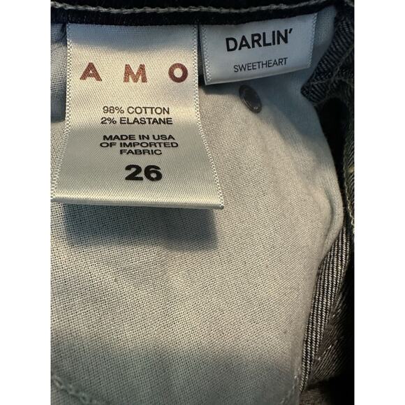 NWT AMO Darlin Jeans 26 High Rise Slim Fit Cuffed Leg Button Fly Sweetheart Wash - Picture 9 of 12